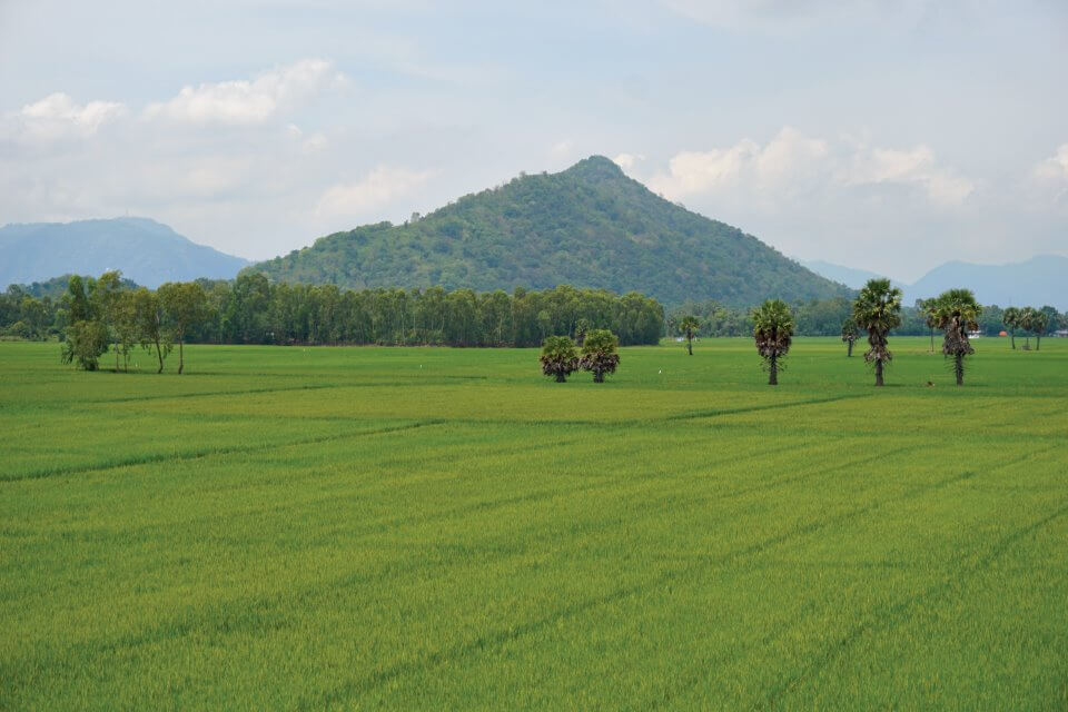 chuyen tam linh nui cam 